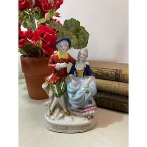 Occupied Japan Vintage Porcelain Colonial Couple Lady Gentleman FIGURINE